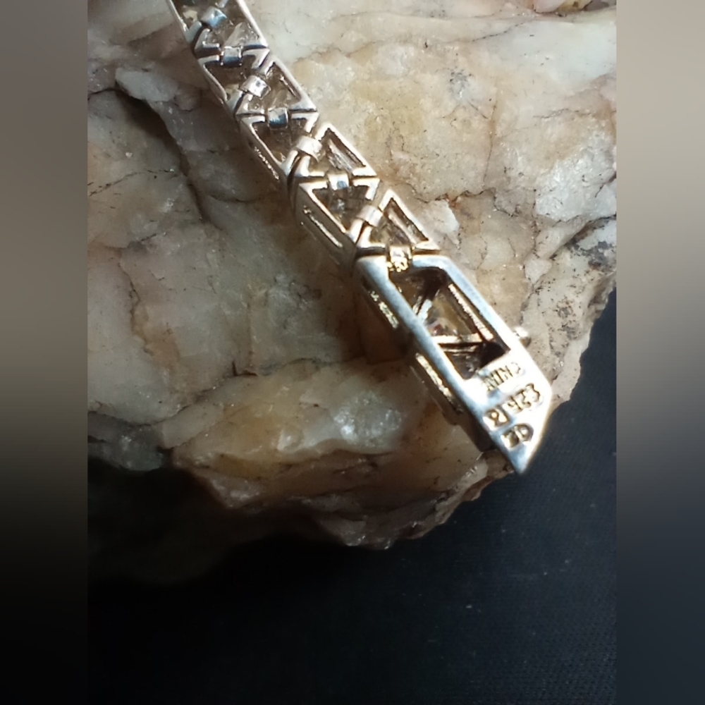 Triangle CZ Tennis Bracelet with safety clasp in 925 Sterling Silver - Picture 8 of 8
